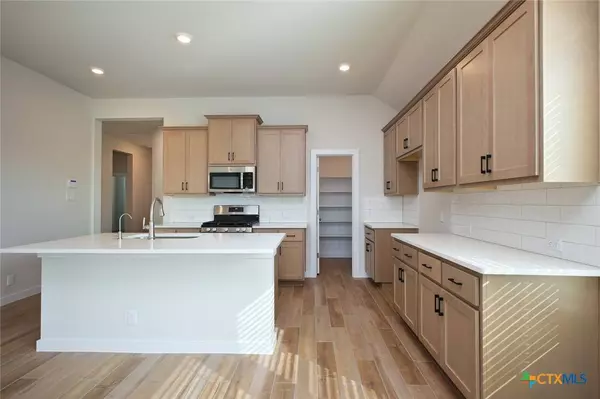 2931 Alster, New Braunfels, TX 78130