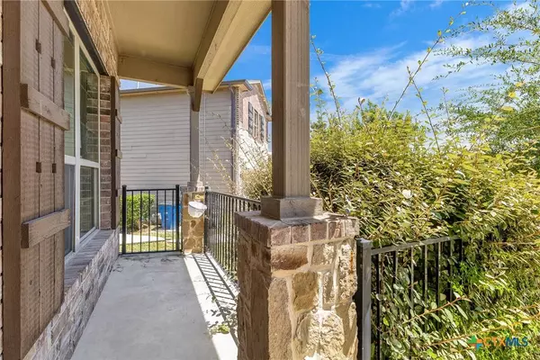 609 Community DR, New Braunfels, TX 78132