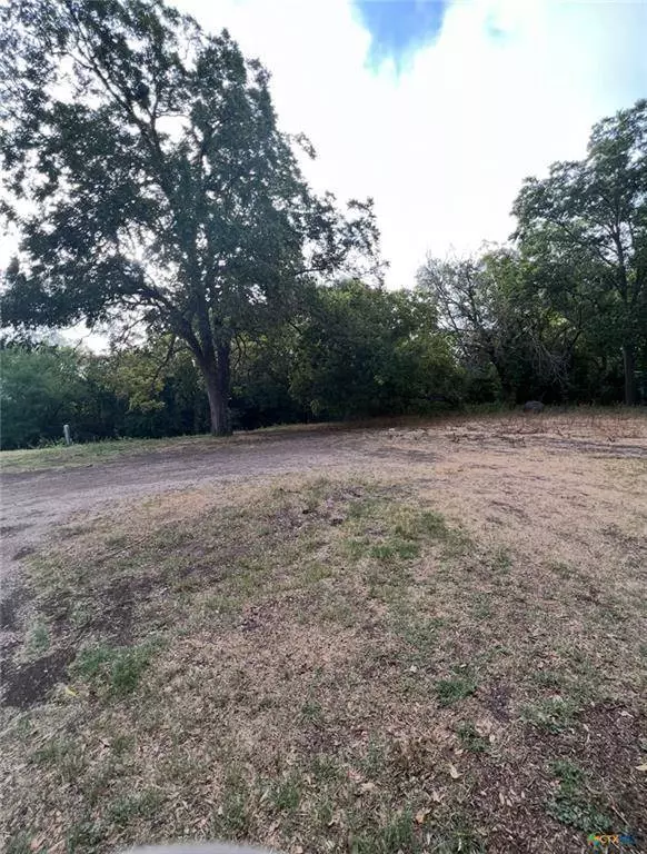 727 Salinas ST, Seguin, TX 78155