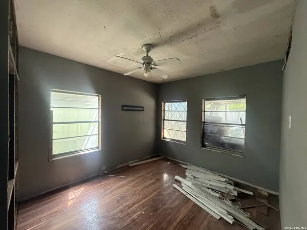 121 peabody, San Antonio, TX 78211