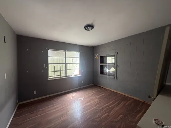 121 peabody, San Antonio, TX 78211