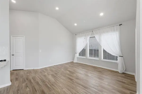 369 Durian LOOP, Buda, TX 78610