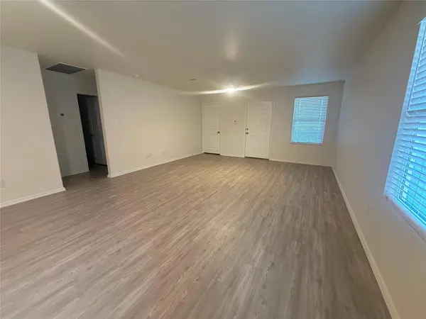 9206 Bowie RDG, Seguin, TX 78155