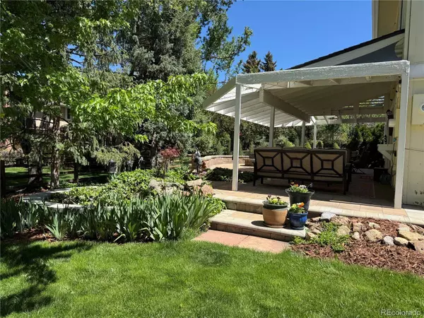 8535 E Otero CIR, Centennial, CO 80112