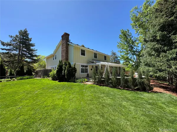 8535 E Otero CIR, Centennial, CO 80112