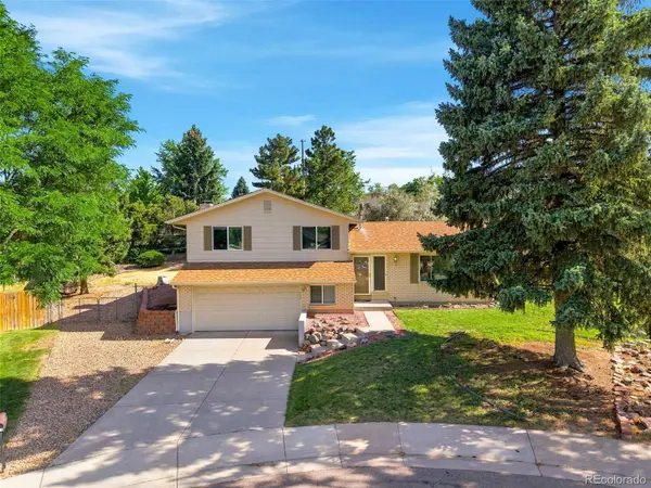 7017 S Quince CIR