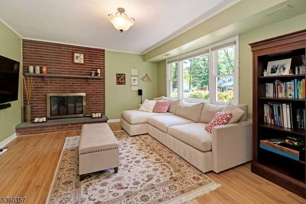 17 Druid Hill Dr, Parsippany-troy Hills Twp., NJ 07054