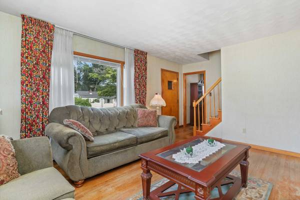 97 Travis Drive, Bridgeport, CT 06606
