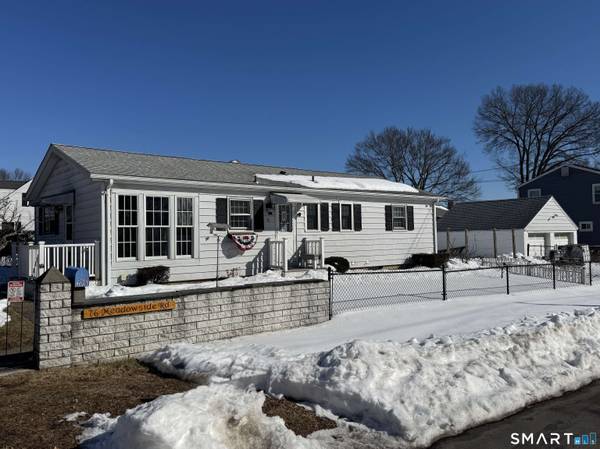 76 Meadowside Road, Milford, CT 06460