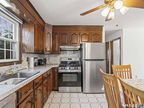 356 Madison Terrace, Bridgeport, CT 06606