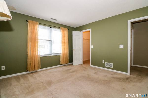 1002 Briarwood Court #1002, Rocky Hill, CT 06067