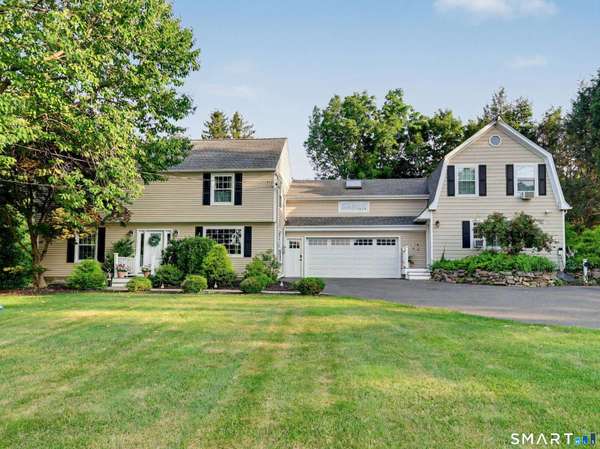 30 School Street, Shelton, CT 06484