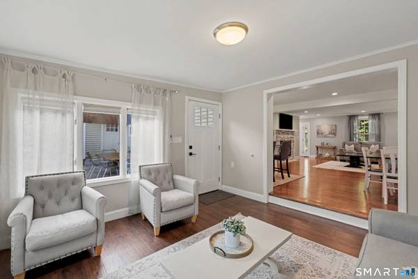 30 School Street, Shelton, CT 06484
