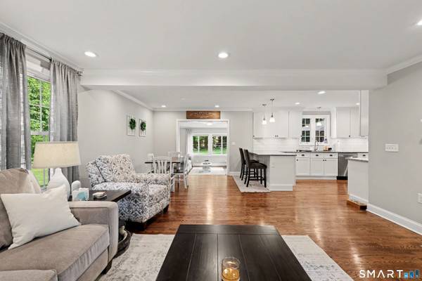 30 School Street, Shelton, CT 06484