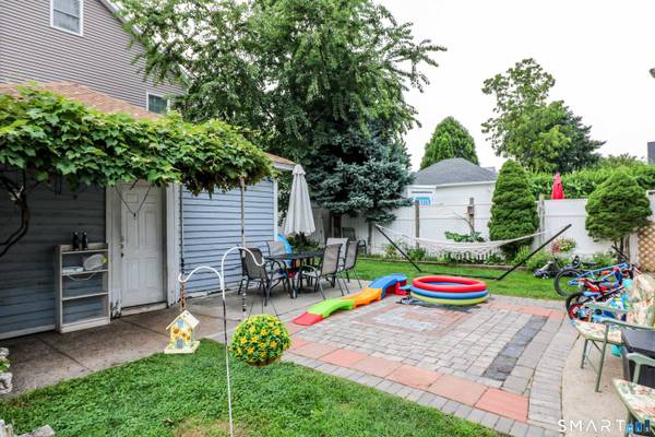 204 Savoy Street, Bridgeport, CT 06606