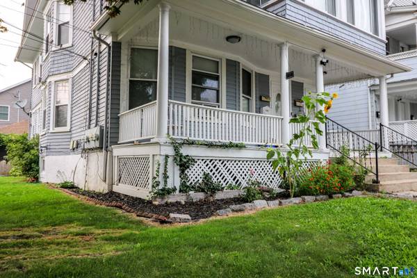 204 Savoy Street, Bridgeport, CT 06606