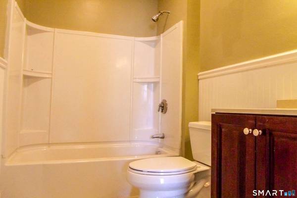 3810 Main Street, Stratford, CT 06614