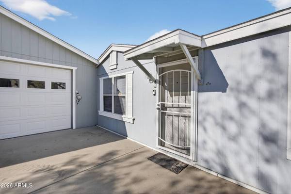 9107 E BAYWOOD Avenue, Mesa, AZ 85208