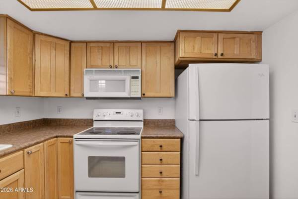 6747 S Jentilly Lane, Tempe, AZ 85283