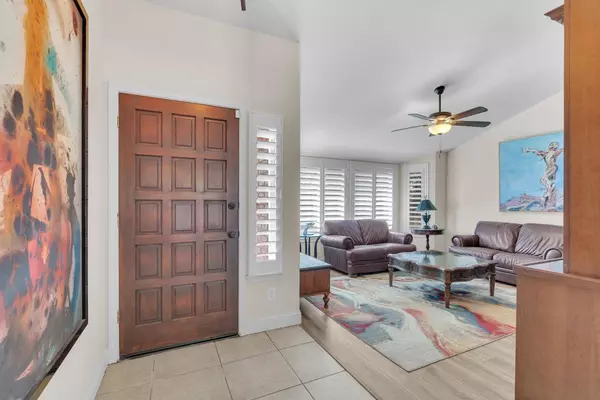 6583 N Hanover AVE, Fresno, CA 93722