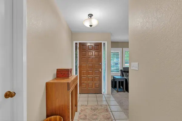 5072 N Forkner AVE, Fresno, CA 93711