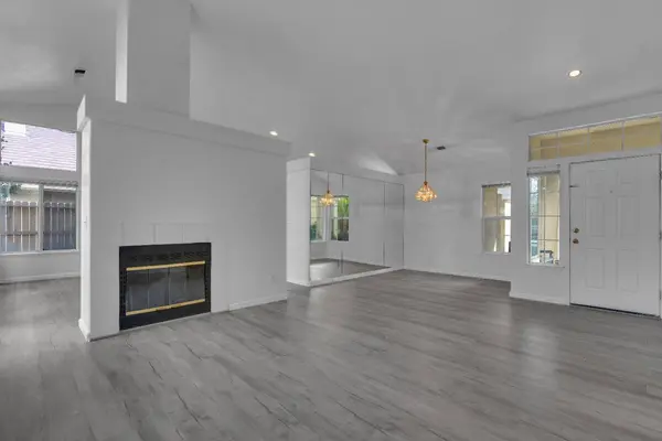 2671 Fremont AVE, Clovis, CA 93611