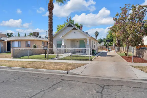 3825 E Mono ST, Fresno, CA 93702