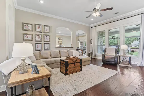 24847 Plantation Lake Ave, Denham Springs, LA 70726