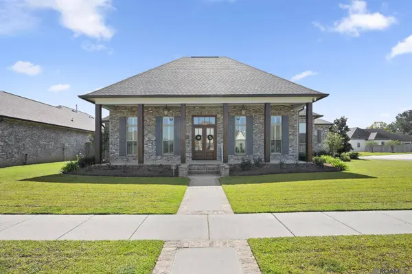 7224 Lillie Dr, Denham Springs, LA 70706