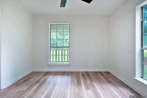 9335 Jennifer Lynn Rd, Denham Springs, LA 70706