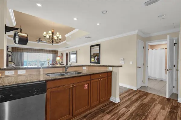 7600 CABANA CT #301, Kissimmee, FL 34747