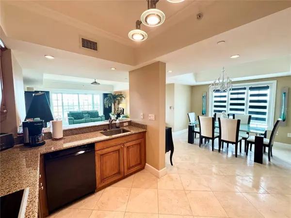 7593 GATHERING DR #708, Kissimmee, FL 34747