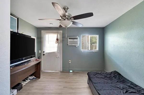 3336 N Lafayette AVE, Fresno, CA 93705