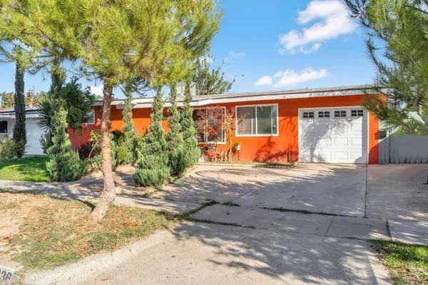 3336 N Lafayette AVE, Fresno, CA 93705