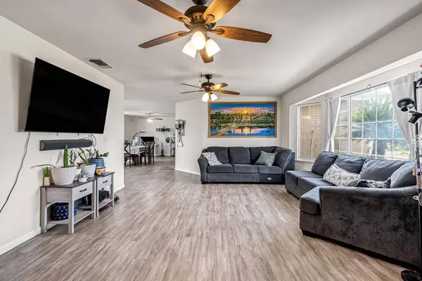 94 N Locan AVE, Fresno, CA 93737