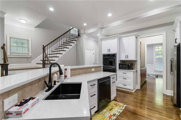 4280 Kingston Gate CV, Atlanta, GA 30341