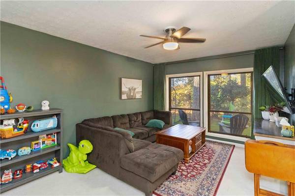 4846 Twin Lakes TRL, Dunwoody, GA 30360