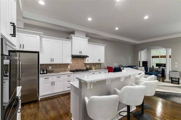 4280 Kingston Gate CV, Atlanta, GA 30341