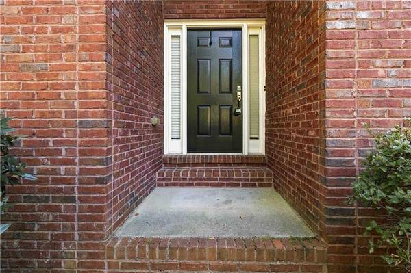 5880 The 12th Fairway, Suwanee, GA 30024