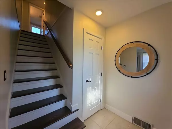 81 E Greenridge DR, Elmira, NY 14905