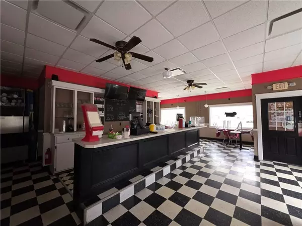 220 Roe AVE, Elmira, NY 14901