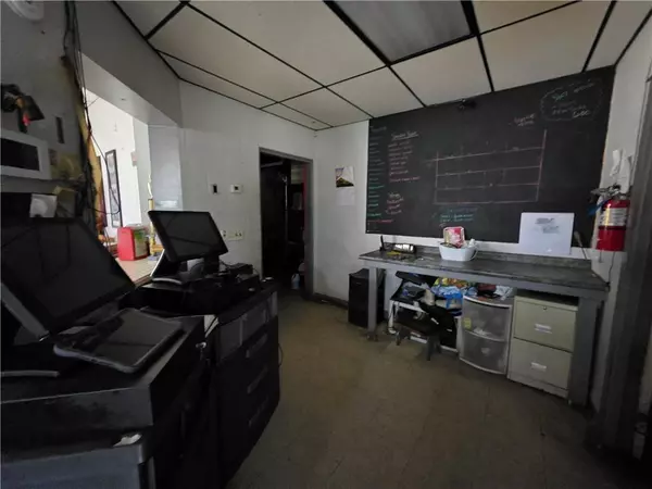 600 Pennsylvania AVE, Elmira, NY 14904