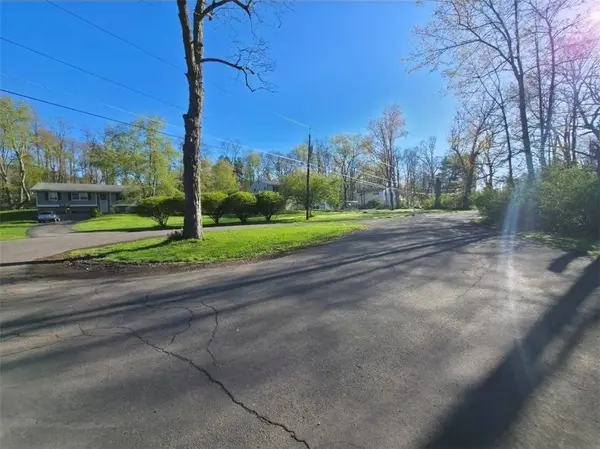 12048 Oakfield CIR, Big Flats, NY 14814