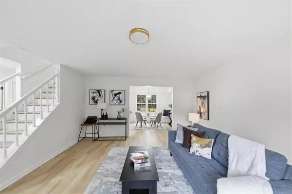 1601 CREEK XING SE, Conyers, GA 30094