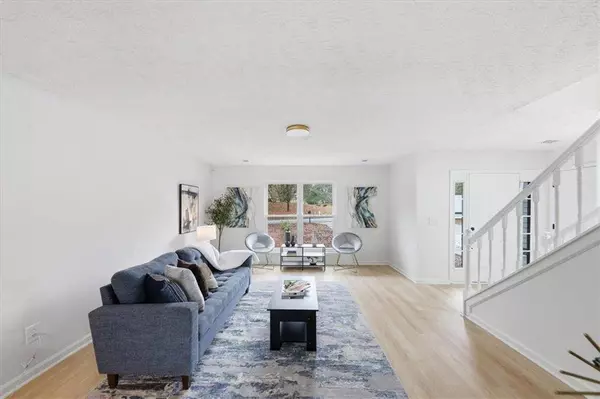 1601 CREEK XING SE, Conyers, GA 30094