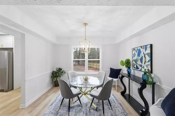 1601 CREEK XING SE, Conyers, GA 30094