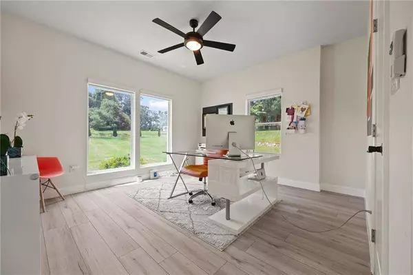 90 Mckown RD, Fayetteville, GA 30214