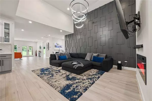 90 Mckown RD, Fayetteville, GA 30214