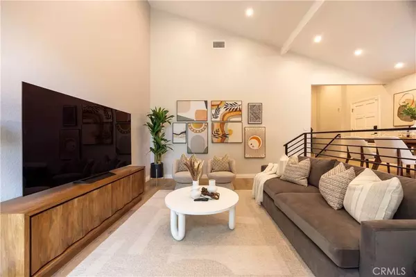 1 Moon Dust #28, Irvine, CA 92603