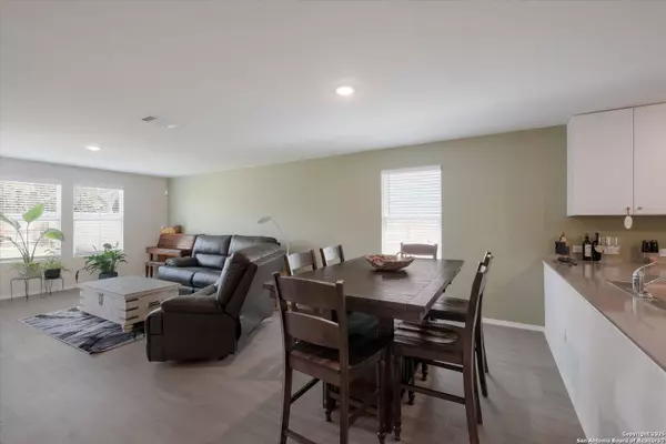 6239 Chastetree, Bulverde, TX 78163